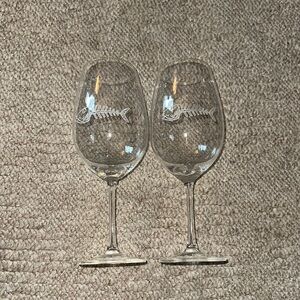 New Fishbone Etched Wine Glass Set